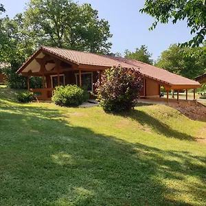 https://chalet-sans-soucis-village-du-soleil-chalet-61.midi-pyreneeshotels.com